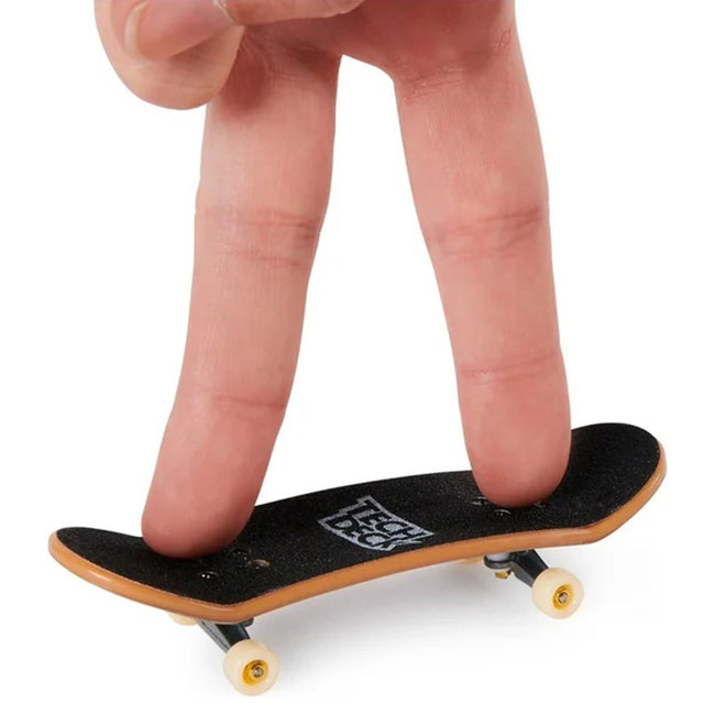 Tech Deck Ultra DLX Fingerboard 4-Pack-Flip - 4