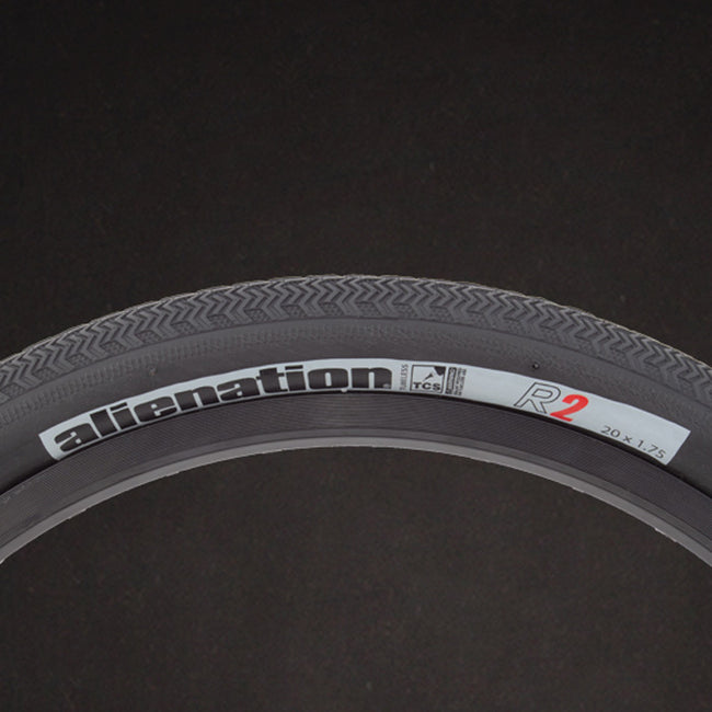 Alienation TCS R2 Folding Tire - 1